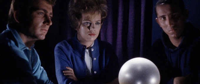 BAR TRASH: Closing Night � THE INCREDIBLY STRANGE CREATURES with Loose Willis + Hypno-Vision!